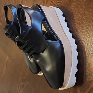AUTHENTIC Stella McCartney Elyse Cut-Out Platform Size 34